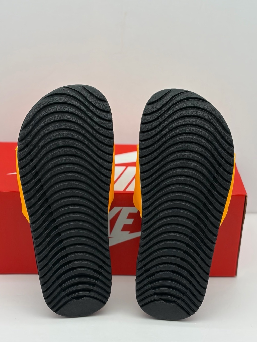 Nike  Slide Sandals LASER ORANGE/WHITE-BLACK - Picture 6 of 9